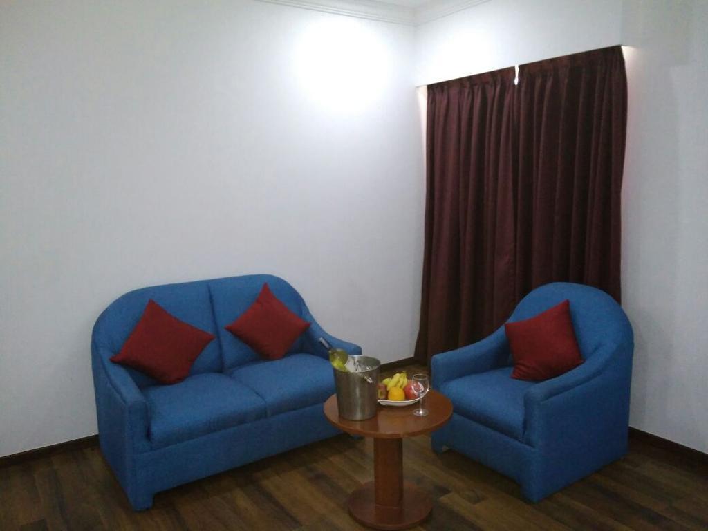 The Royal Comfort Bangalore Exterior photo